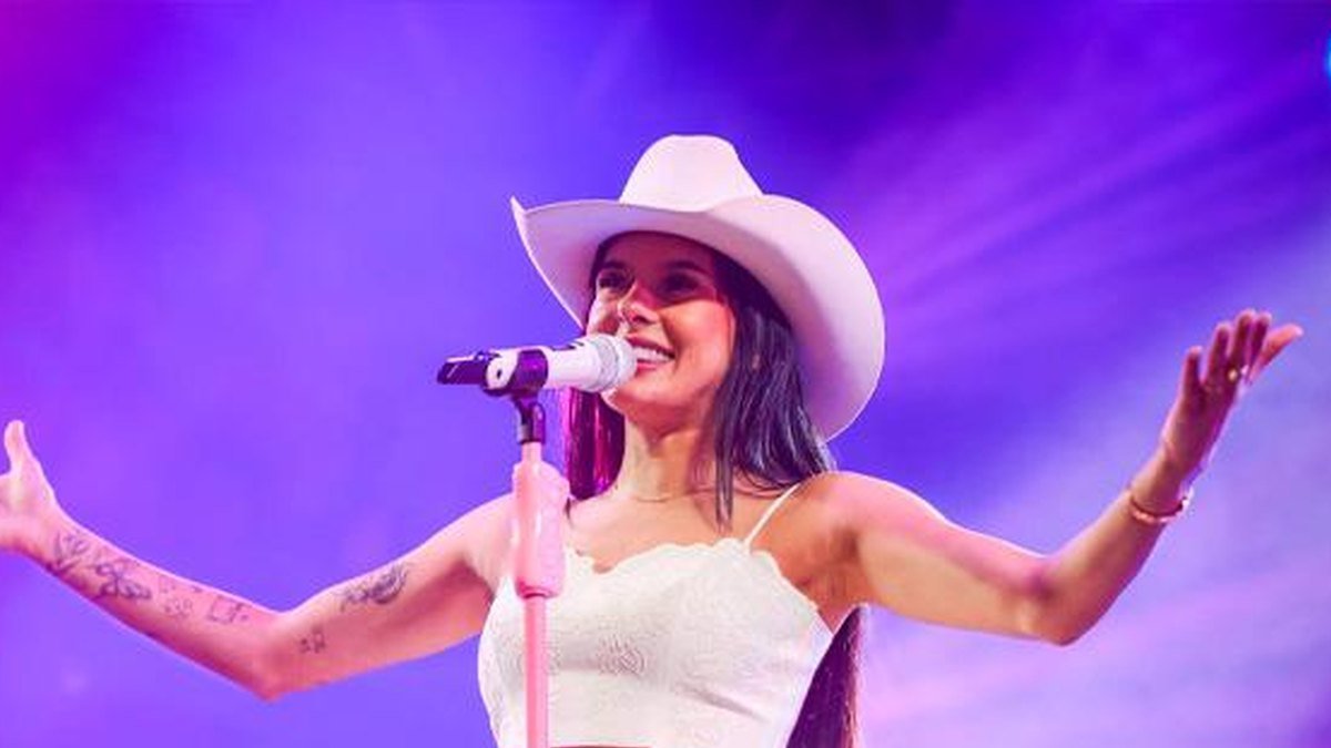 Ana Castela em show.
