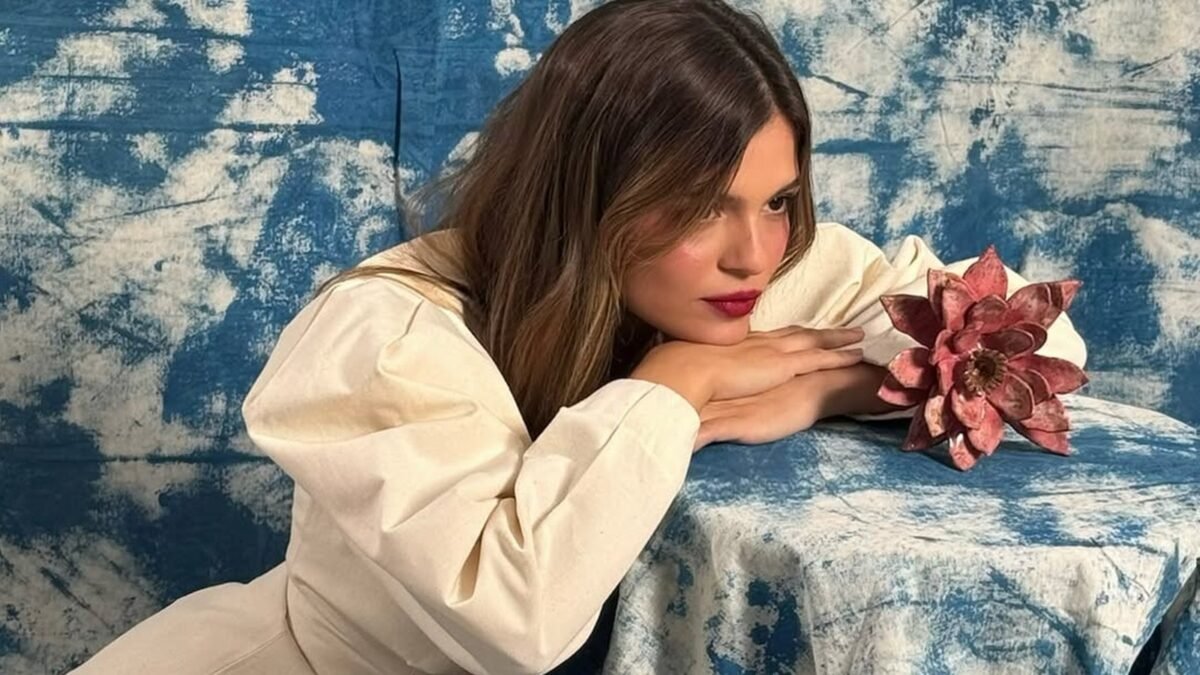 Luana Marquezine no primeiro ensaio profissional dela. Reprodução/Instagram @luana_rmaia