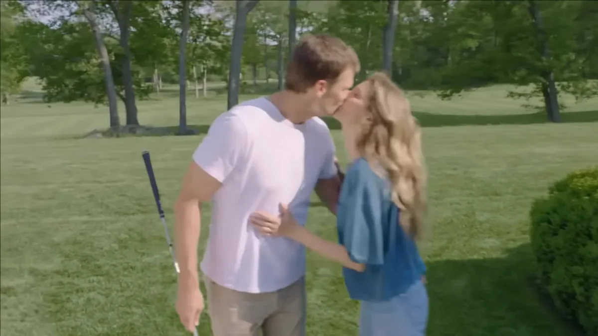 Brady e Gisele em vídeo gravado na casa deles em 2018. Reprodução/YouTube